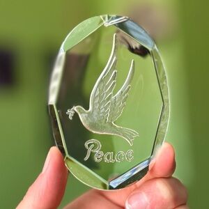 VTG Glass Dove Dainty Elegant Glass Piece Decorative Art Decor